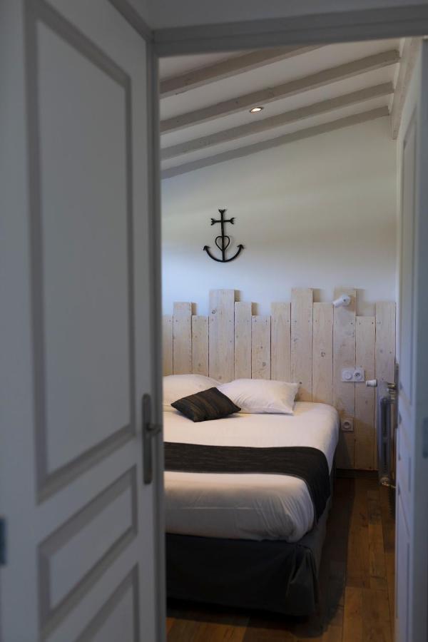 Logis Le Nid Du Pont De Gau Aparthotel Saintes-Maries-de-la-Mer Eksteriør bilde